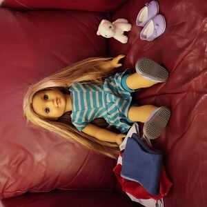 American Girl McKenna Girl of the Year 2012 plus extras